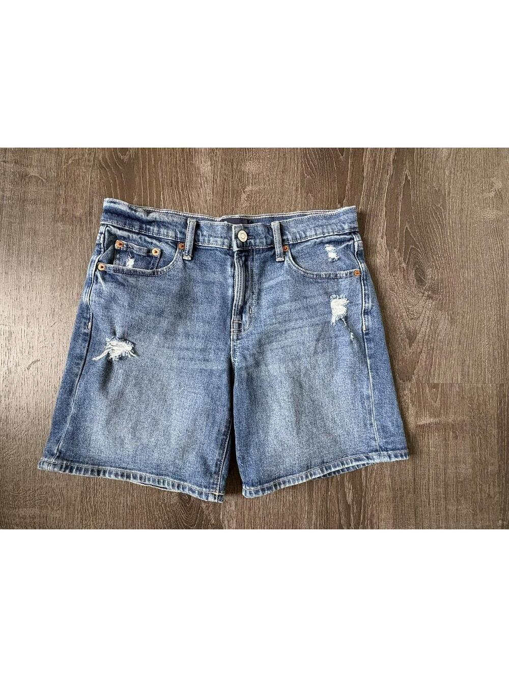 GAP Women's 5” Mid Rise Jean Shorts size 27/4 medium wash